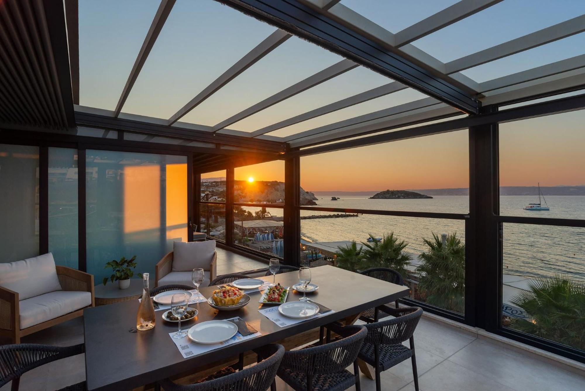 Peristeres Luxury Apartment Next To The Sea - By Apokoras Villas Almirida Eksteriør billede