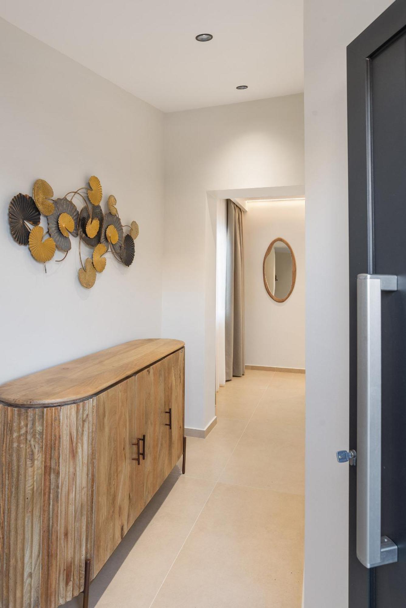 Peristeres Luxury Apartment Next To The Sea - By Apokoras Villas Almirida Eksteriør billede
