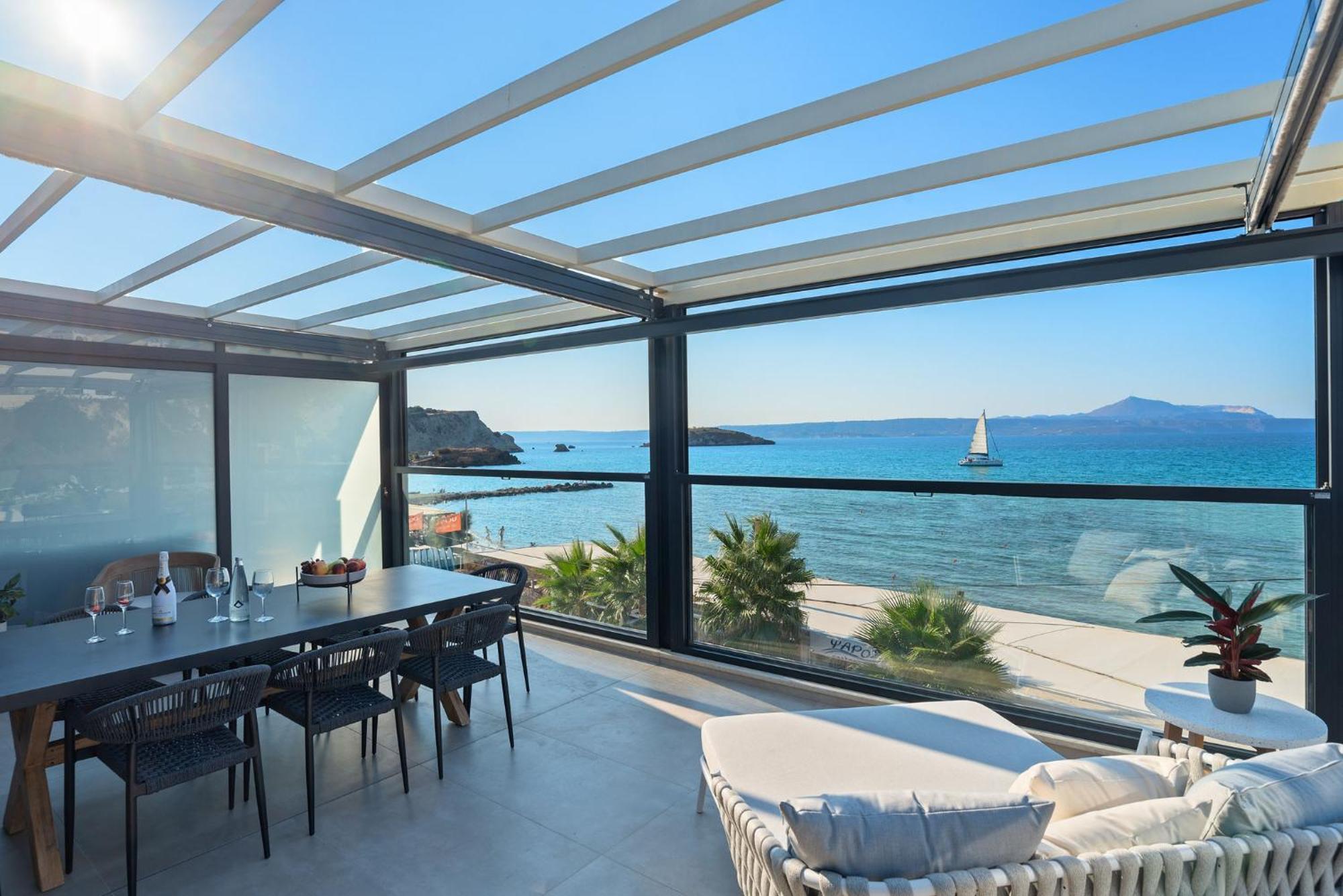 Peristeres Luxury Apartment Next To The Sea - By Apokoras Villas Almirida Eksteriør billede