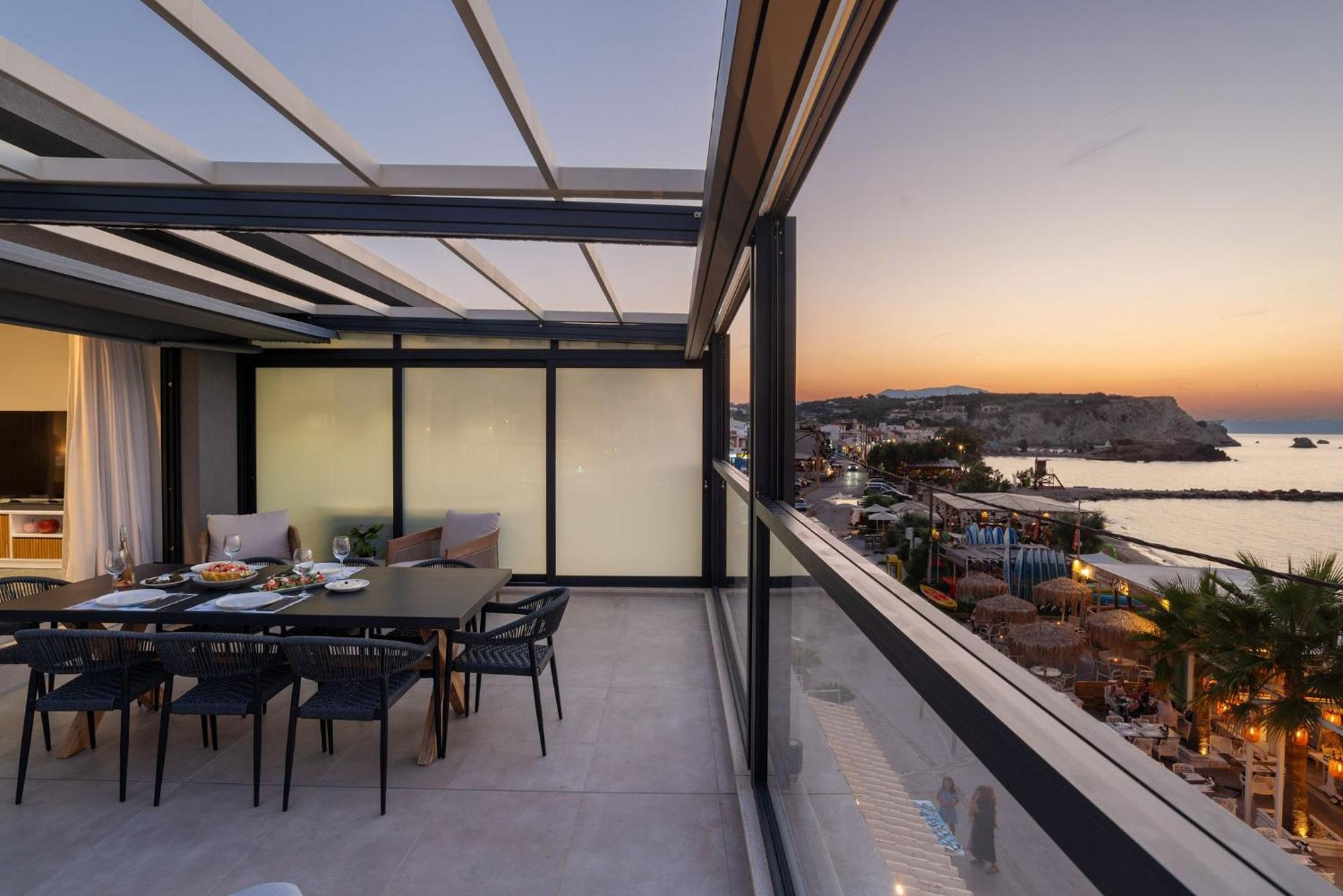 Peristeres Luxury Apartment Next To The Sea - By Apokoras Villas Almirida Eksteriør billede