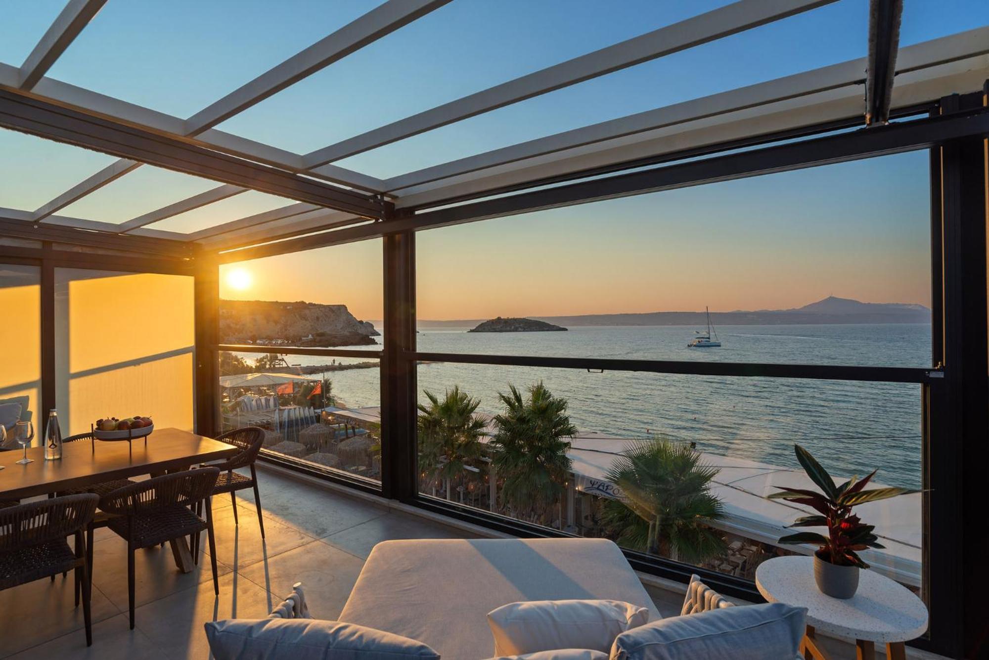 Peristeres Luxury Apartment Next To The Sea - By Apokoras Villas Almirida Eksteriør billede